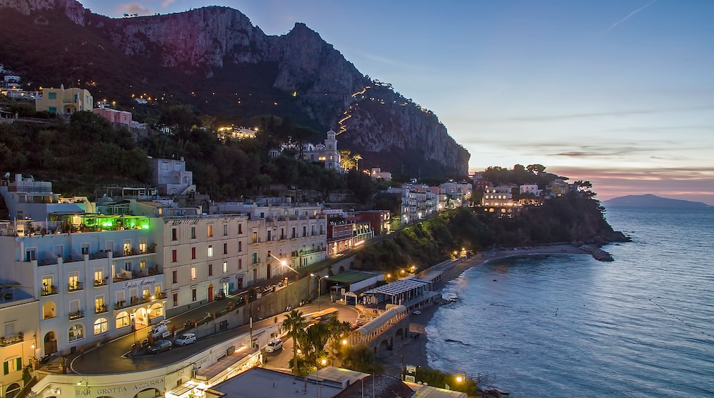 Relais Maresca Luxury Small Hotel 65/71