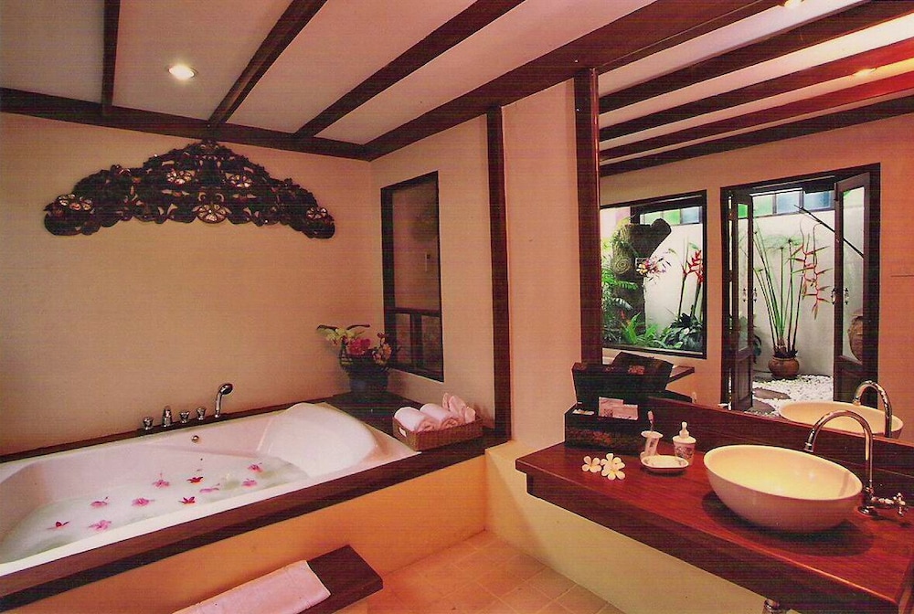 Karinthip Village 87/92