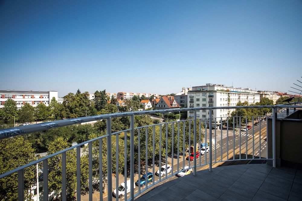 My Hotel Apollon Prague 45/50