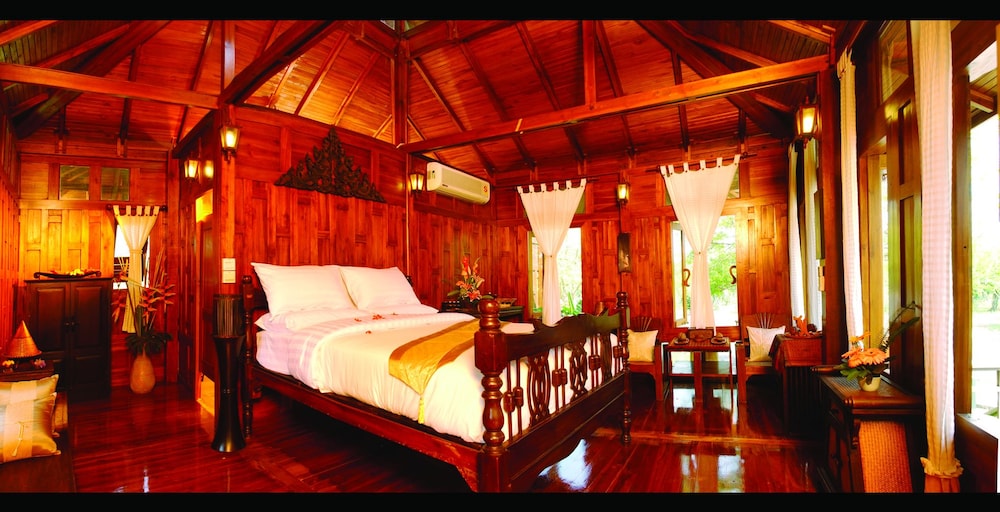 3 BEDROOMS, THAI, VILLA