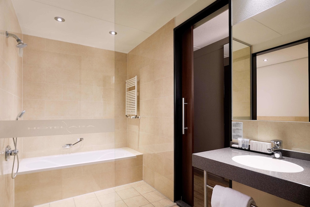 Van der Valk Hotel ARA 49/50