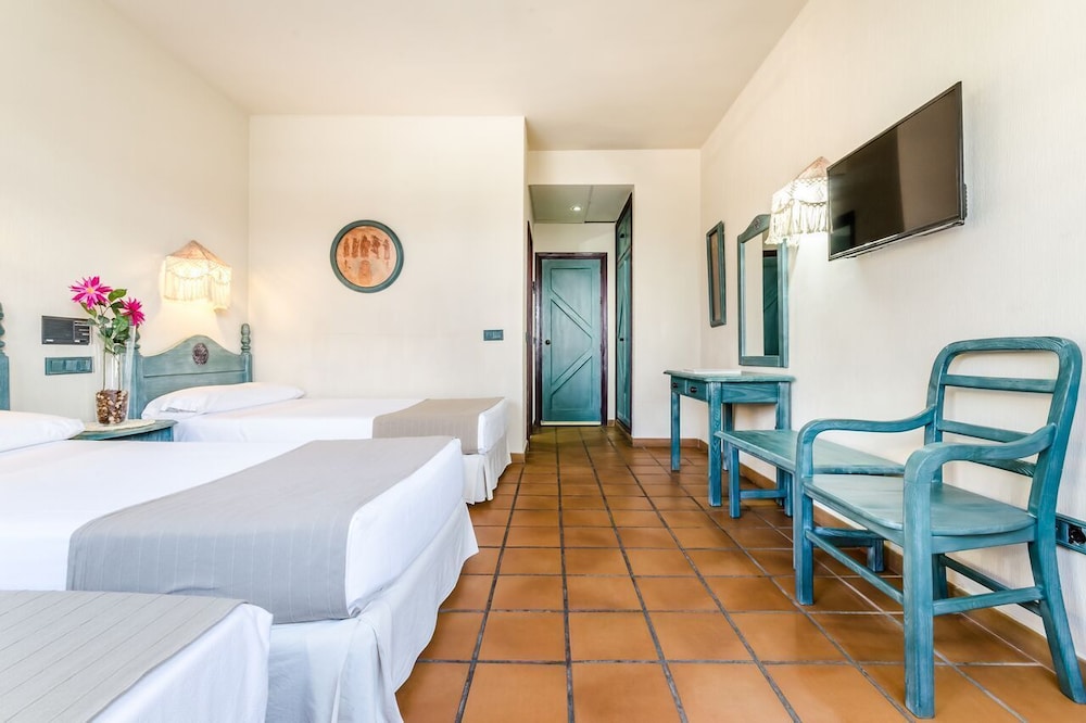 Hotel Almagro 69/73
