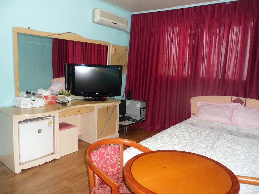 Gyerim Sanjang Motel 37/46