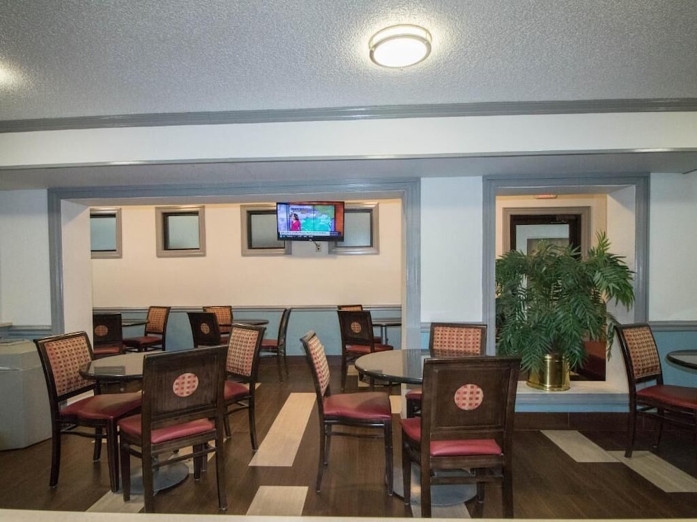 Sweet Dream Inn - University Park 29/33