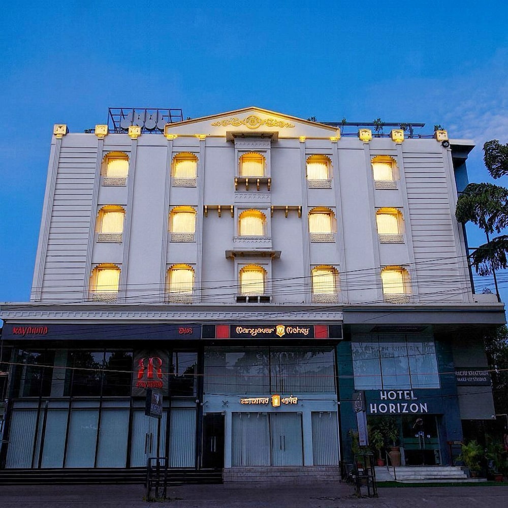 Horizon Hotel 2/49