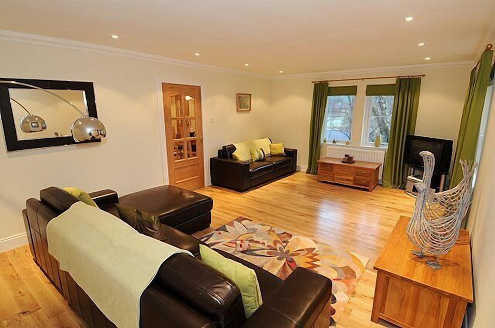 Bcc Lochness Cottages 13/39
