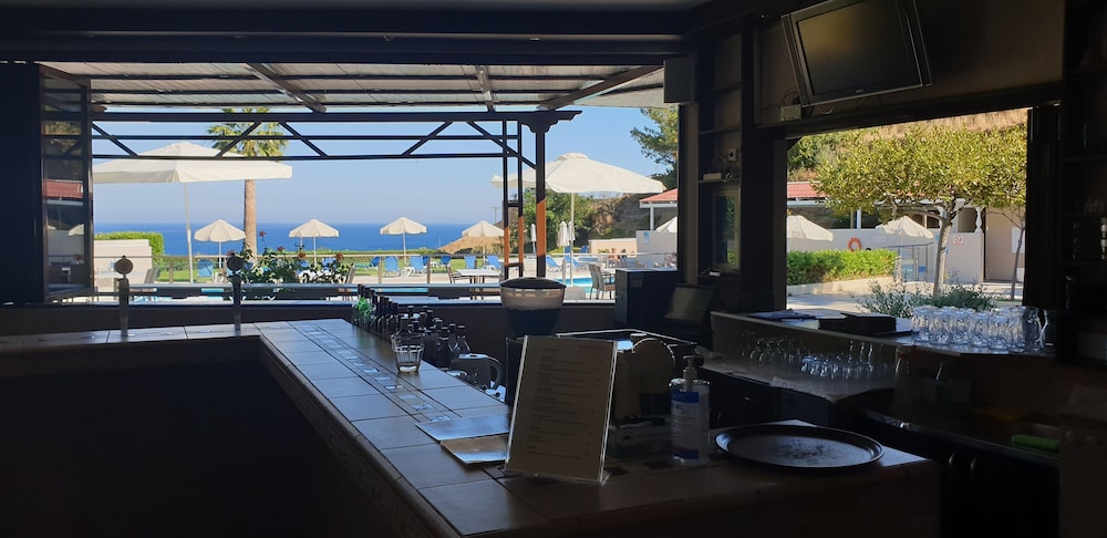 Karavados Beach 36/67