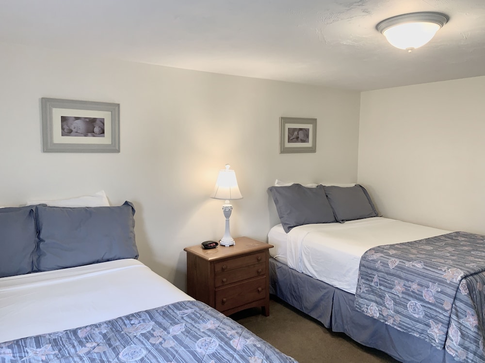 Lighthouse Inn 11/50