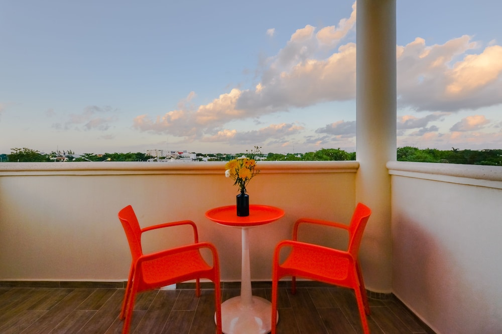 Casa del Arbol Condo 36/50