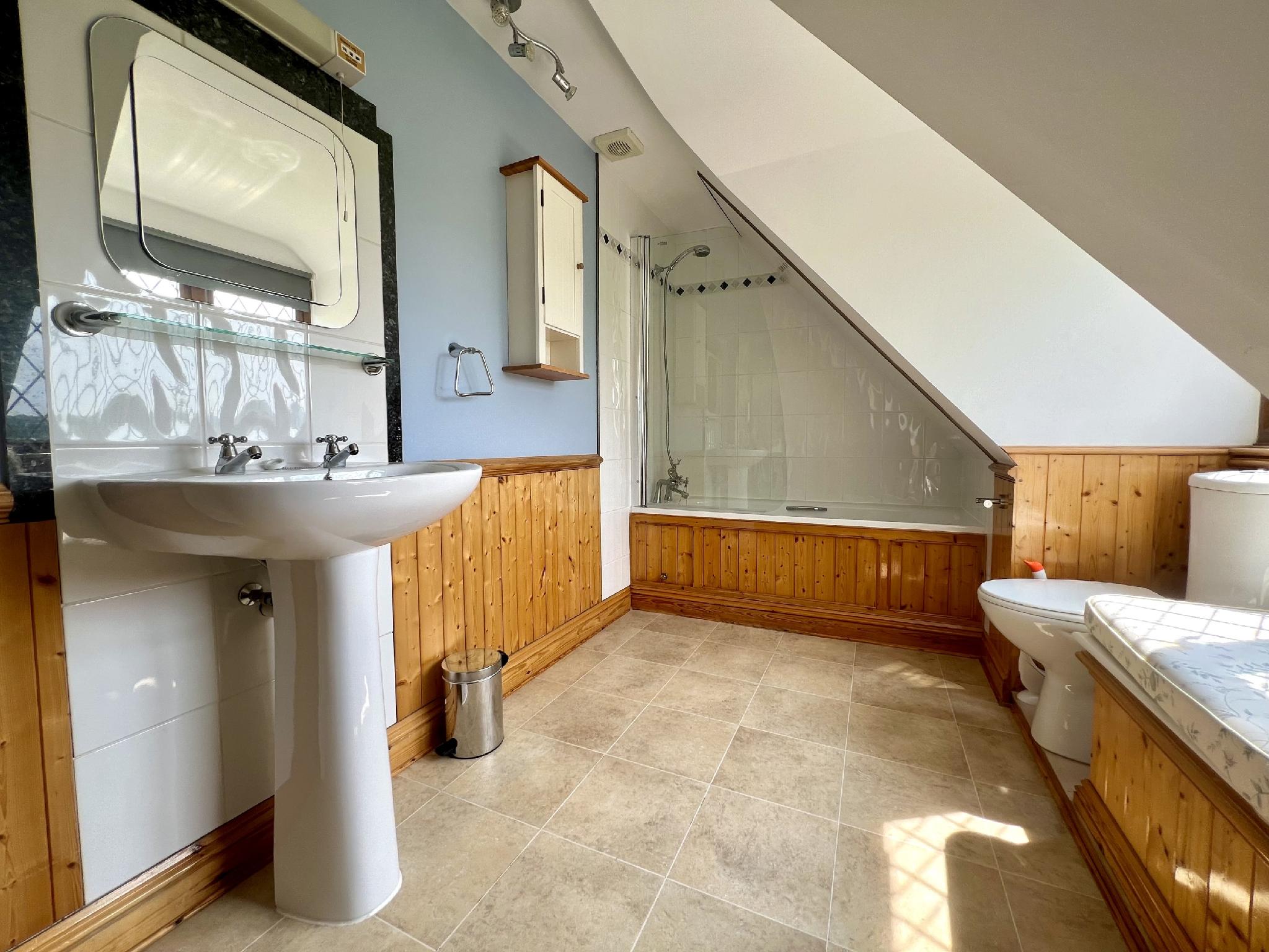 Meadow Rise Guest House 6/23
