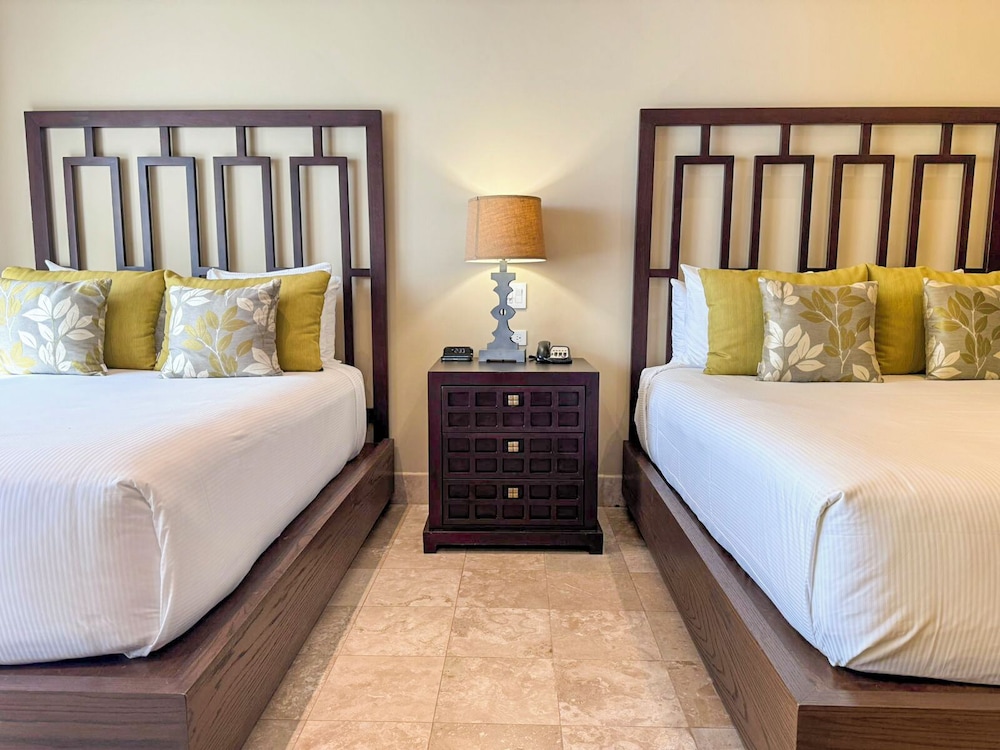Lagoon, Junior Suite, 2 Queen Beds، Diamante Cabo San Lucas 3/5