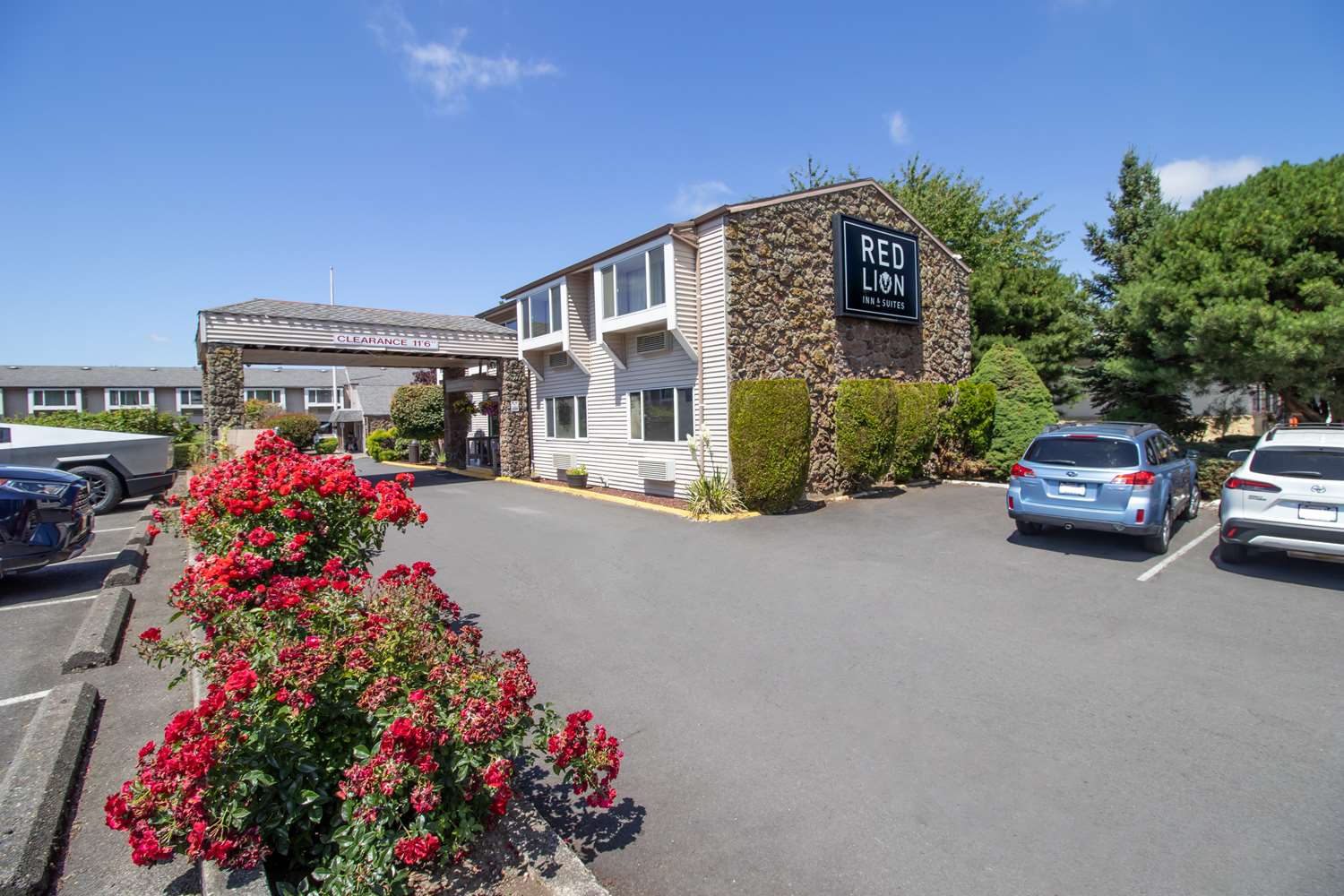 Red Lion Inn Suites Vancouver 49/53