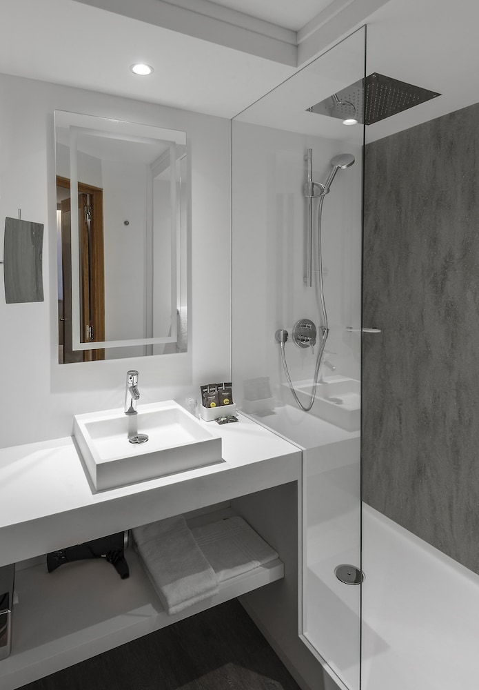 Novotel Luxembourg Centre Hotel 67/67