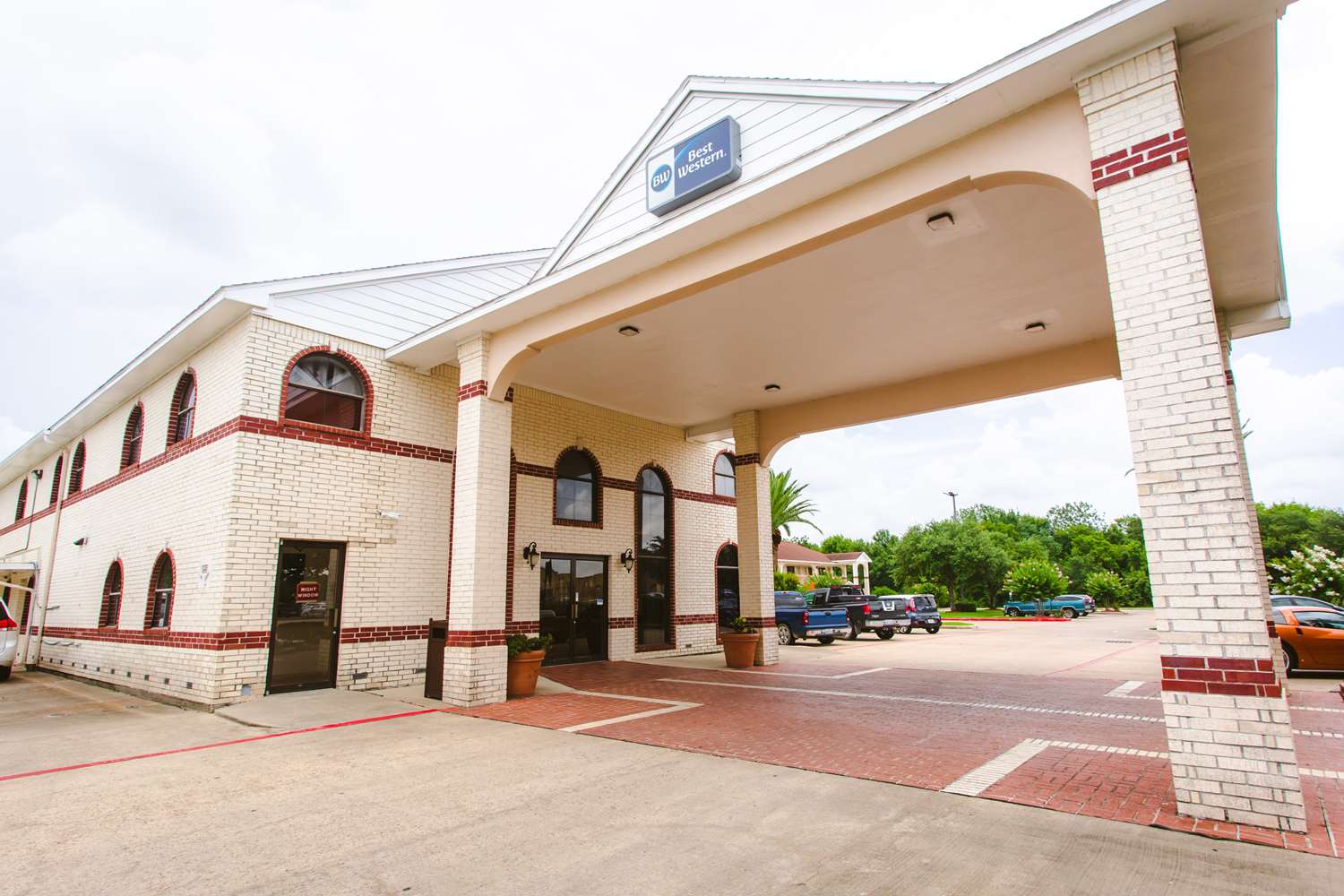 Best Western Pearland Inn 29/31