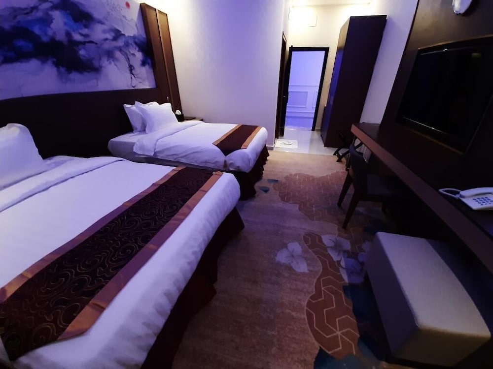فندق قصر الشمال(Qasr Alshamal Hotel) 14/50