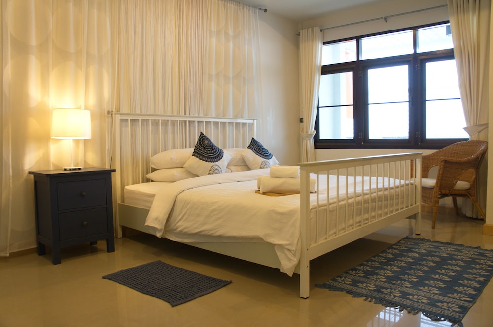 Ratchadamnoen Residence 33/75