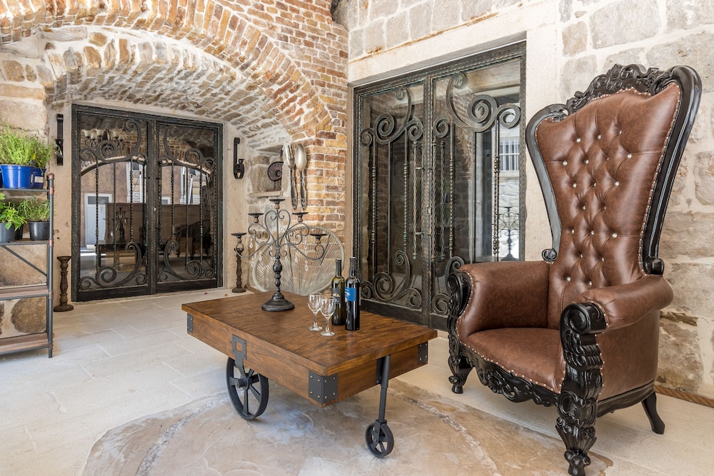 Heritage Palace Varos - MAG Quaint & Elegant Boutique Hotels 63/81