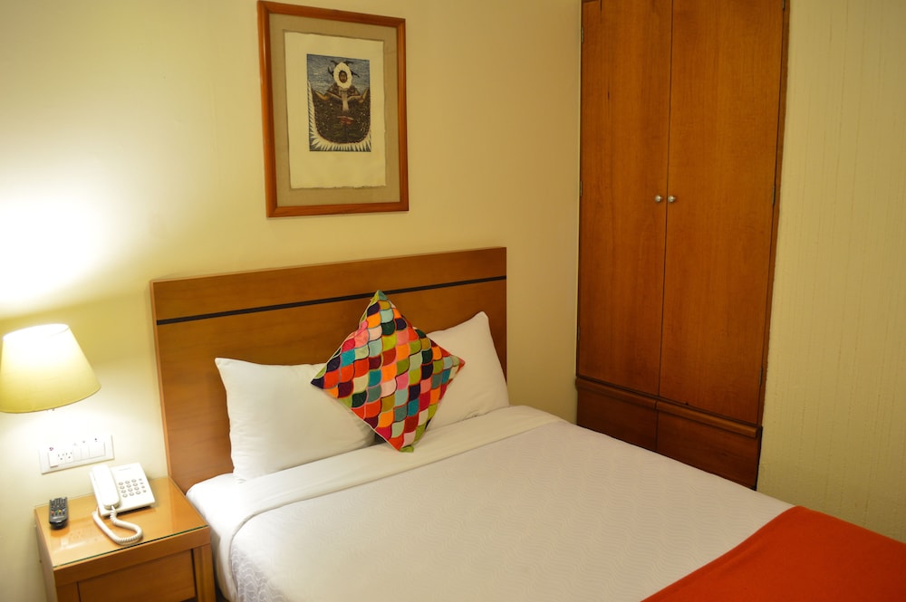 Hotel Abu 30/63