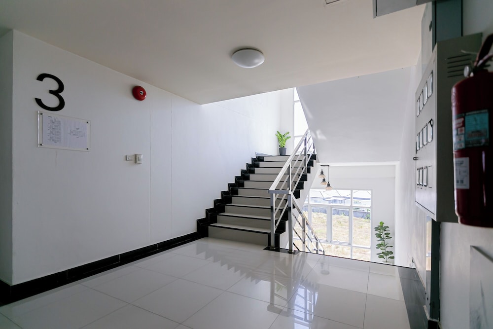 Panwalee Hotel 38/64