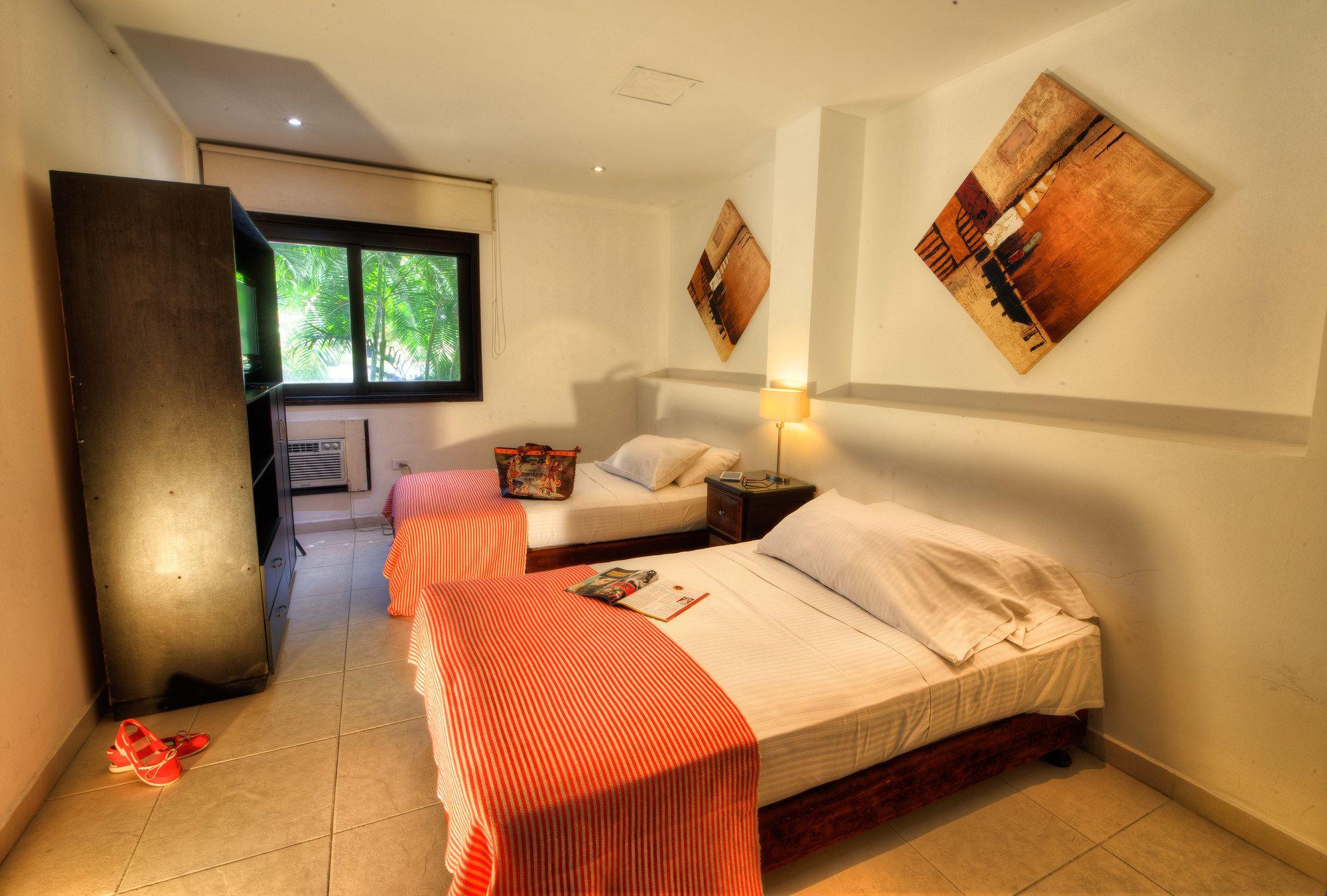 Suite, Apartment