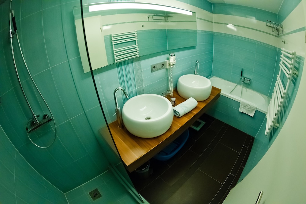Echo Residence All Suite Hotel 47/50