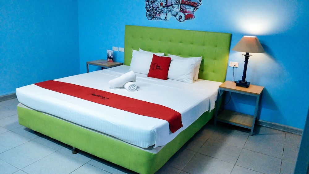 Reddoorz Plus Near Uv Mandaue Cebu 5/25