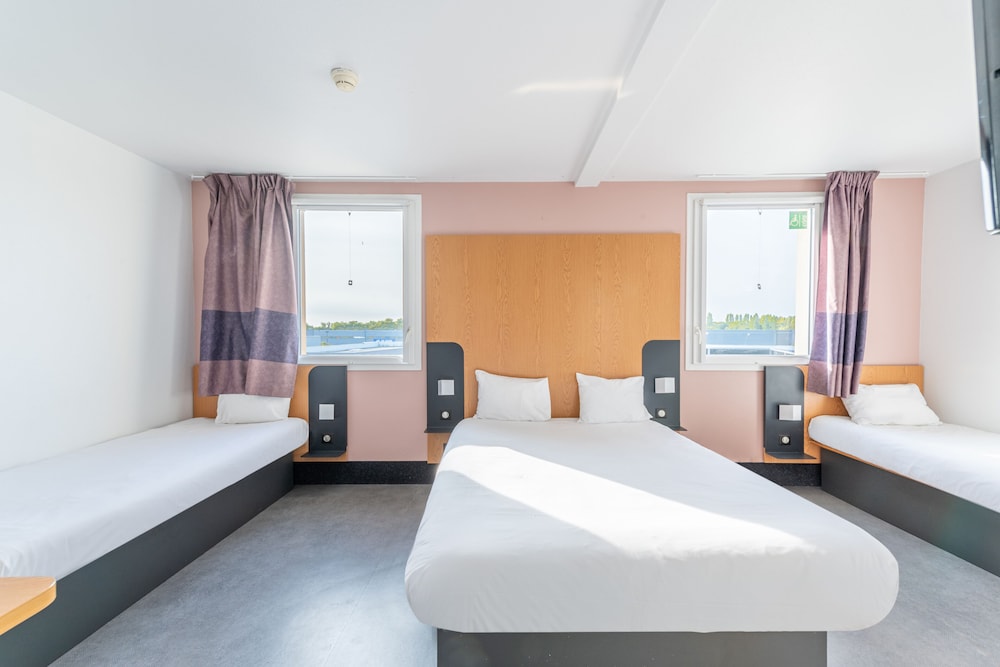 B&B HOTEL Lieusaint Carre Senart 3 etoiles 18/50