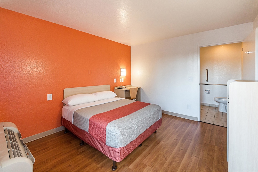 Motel6 Mcallen, TX 22/44
