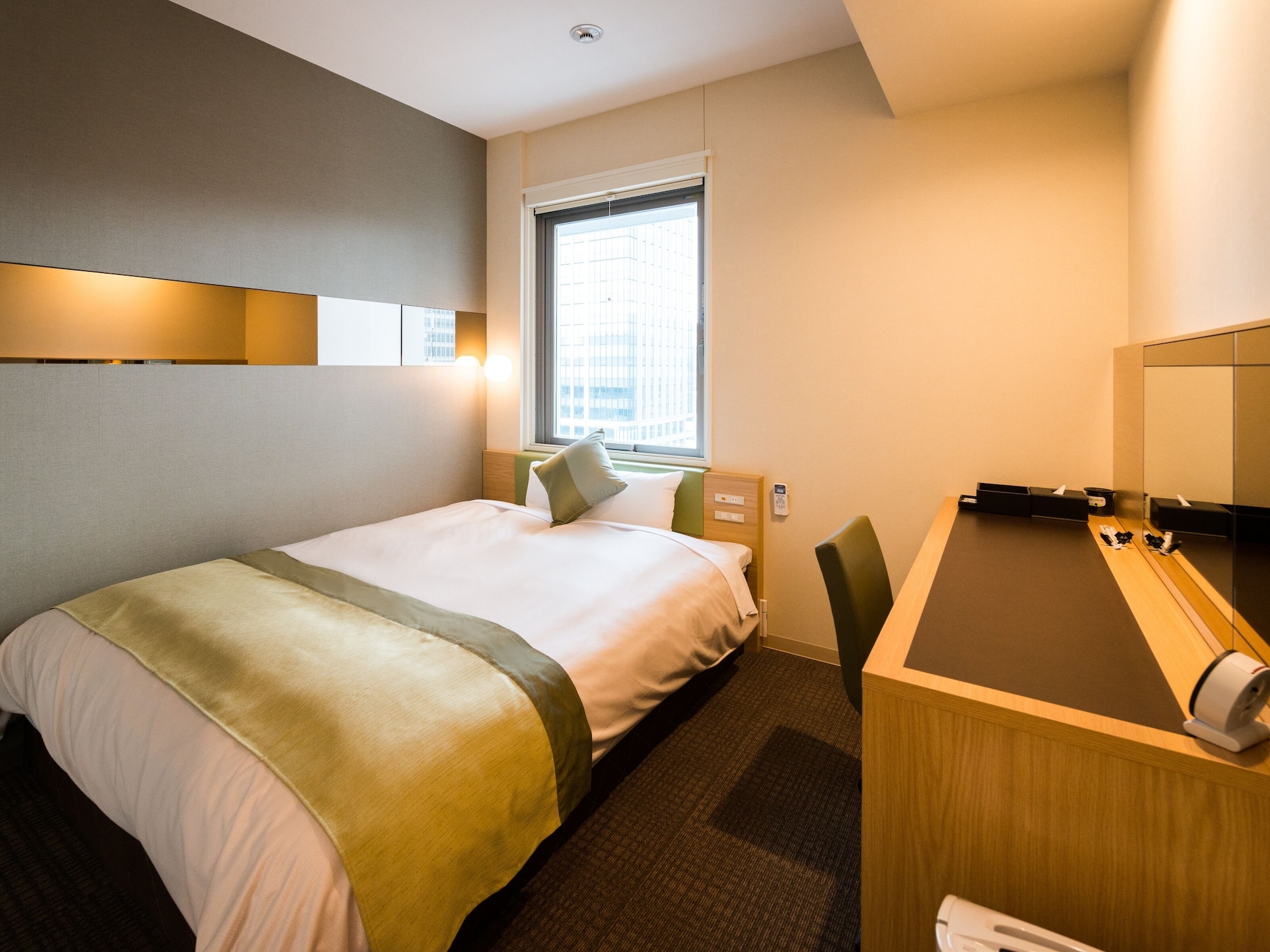STANDARD, DOUBLE BED