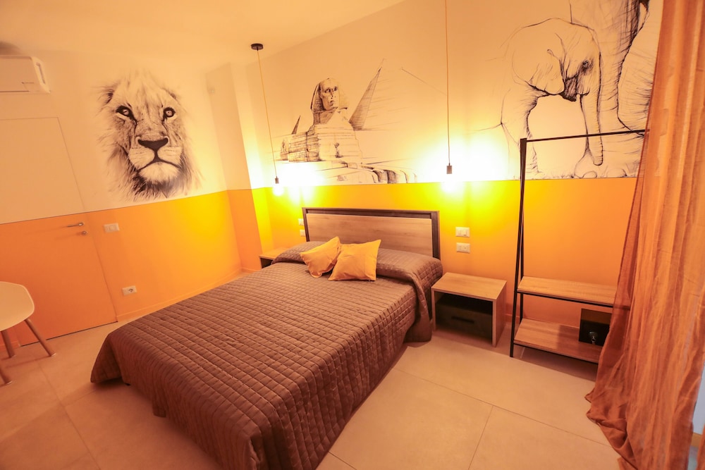 O.Effe. Global Suites at Vatican 5/50