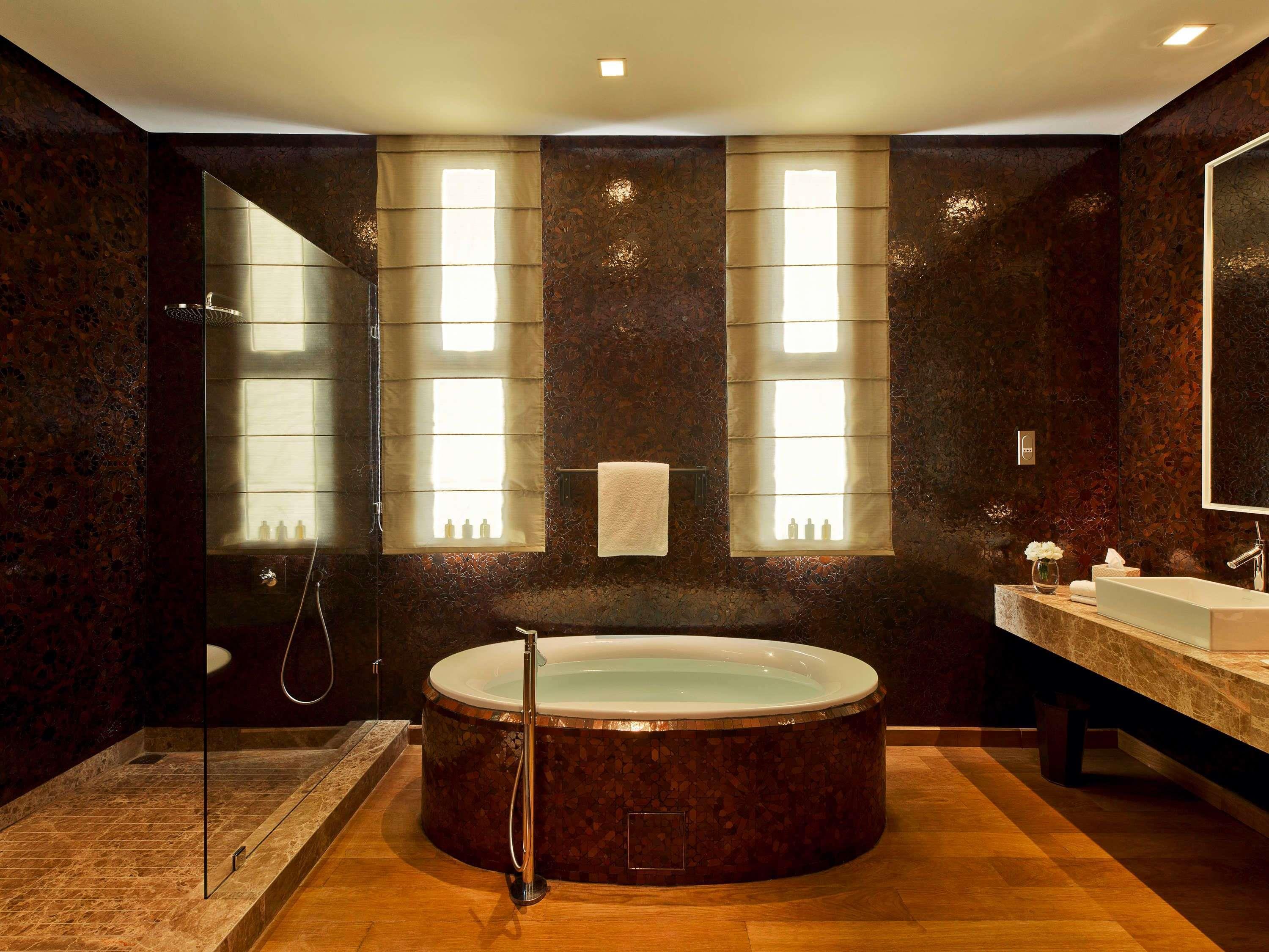 Penthouse Suite, King Bed, Mountain and Golf Pool View, Plunge Pool