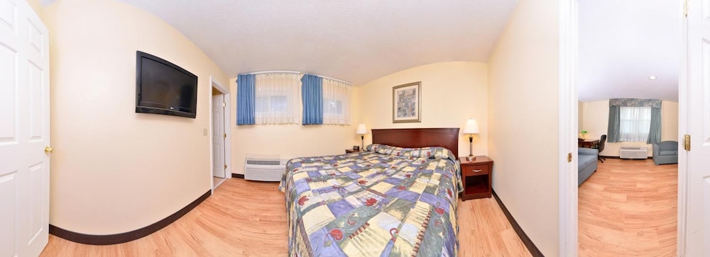 Tower Inn And Suites 13/30