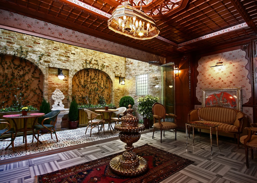 Niles Hotel Istanbul Special Class 39/50
