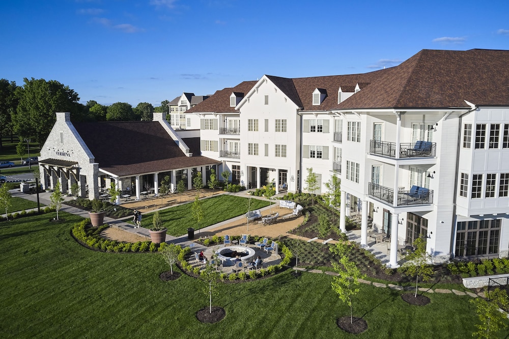 The Inn At Meadowbrook 38/50