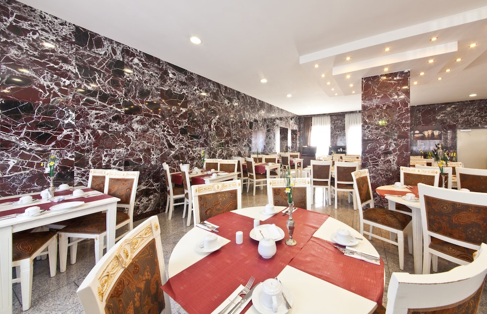 Novum Hotel Excelsior 46/56