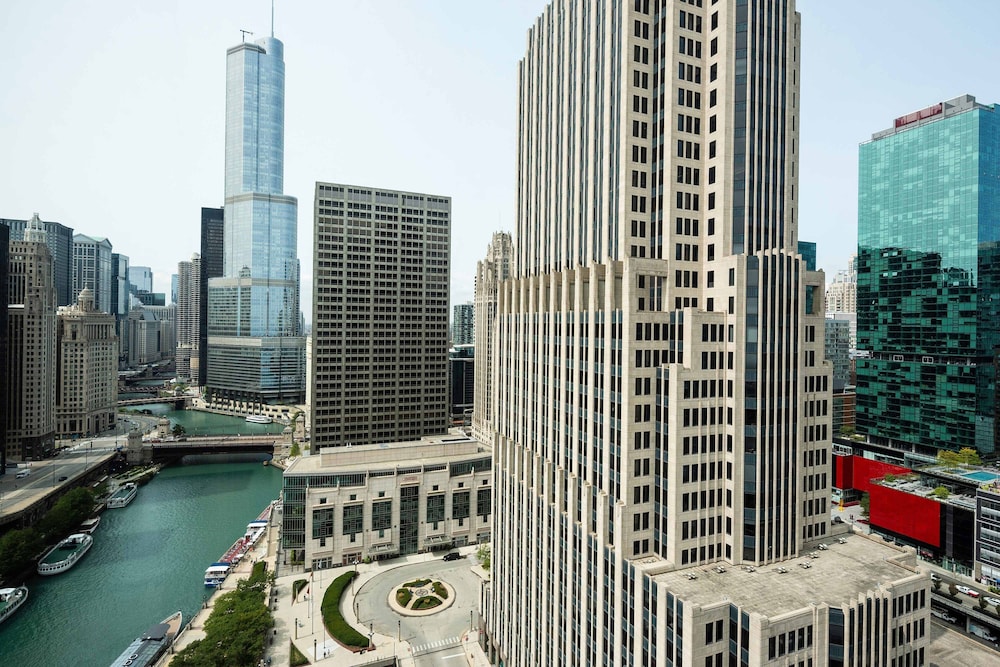 Sheraton Grand Chicago Riverwalk 18/62