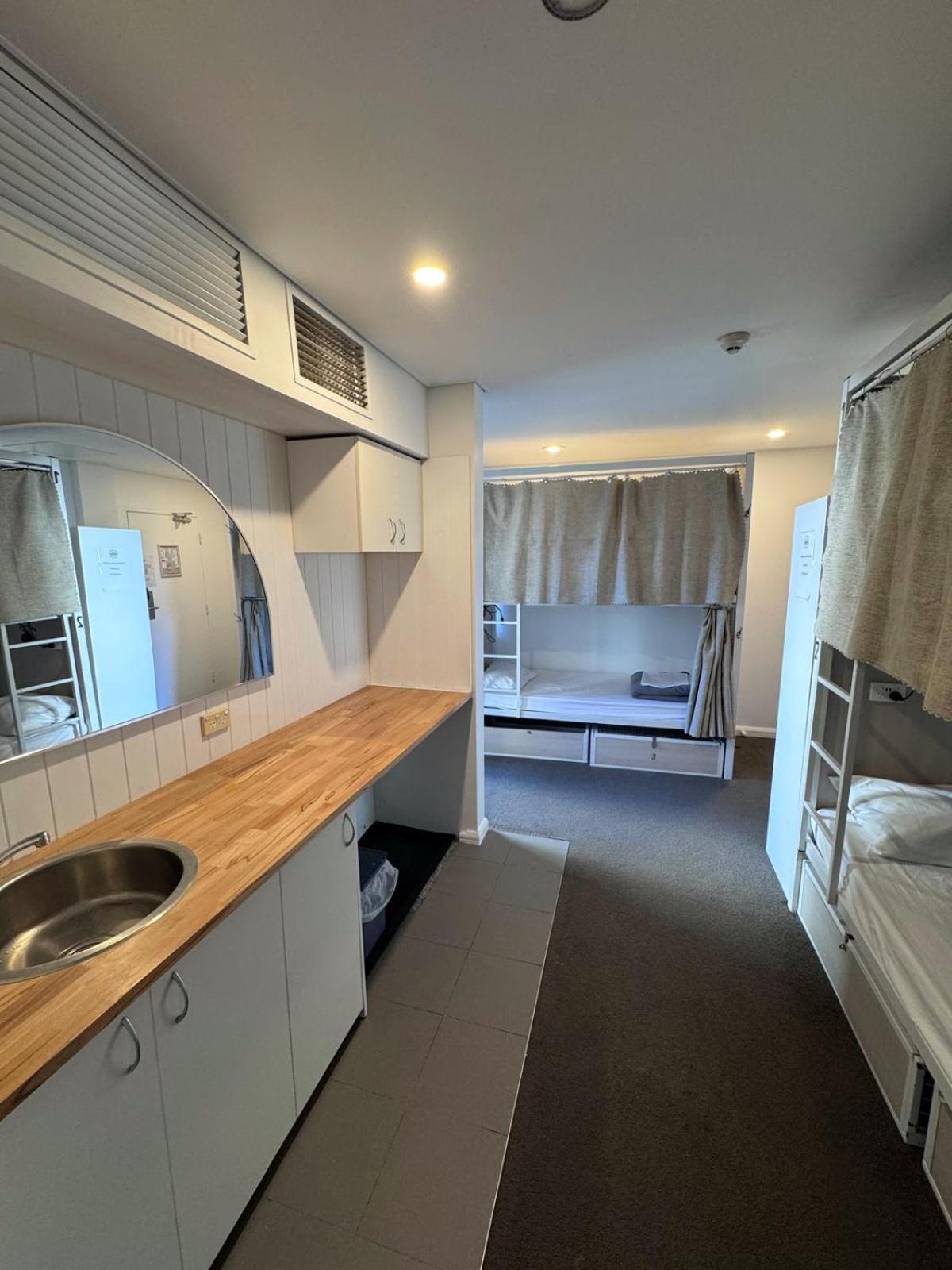 Mixed Dorm, 4 Beds