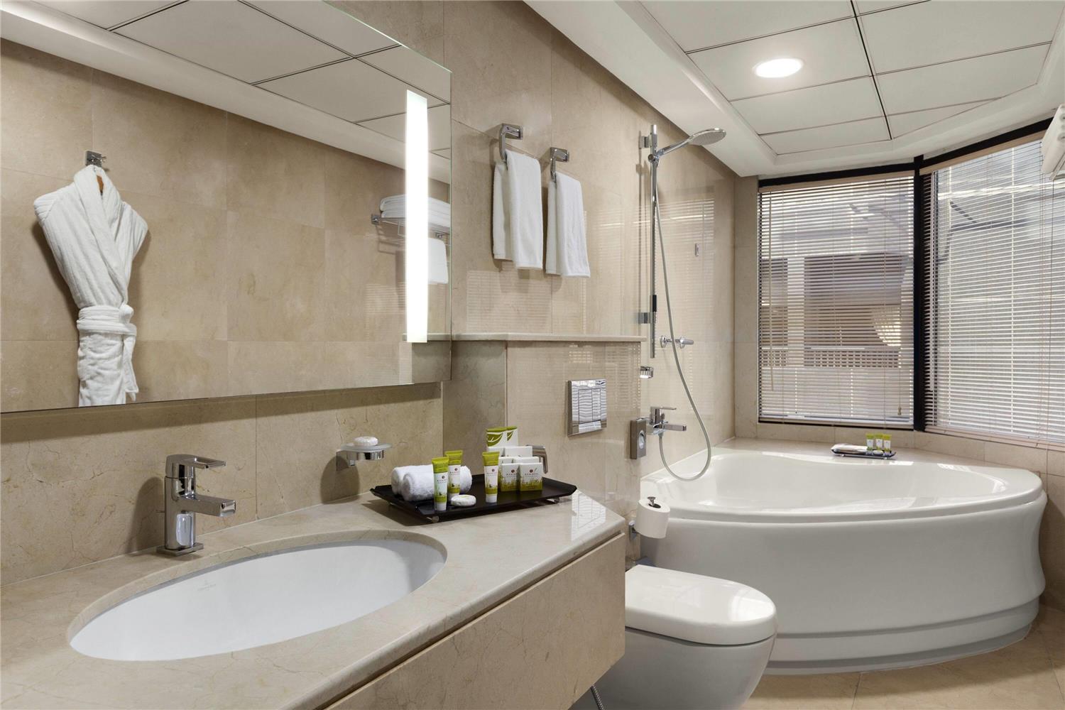 Ramada Hotel and Suites By Wyndham Ajman 45/45