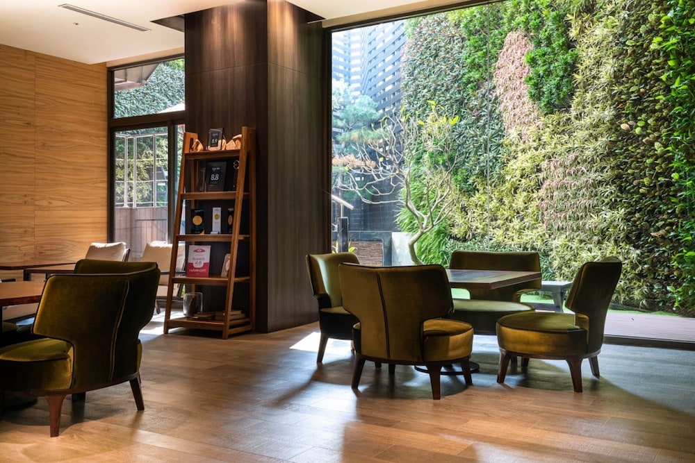 La Vida Hotel 26/38