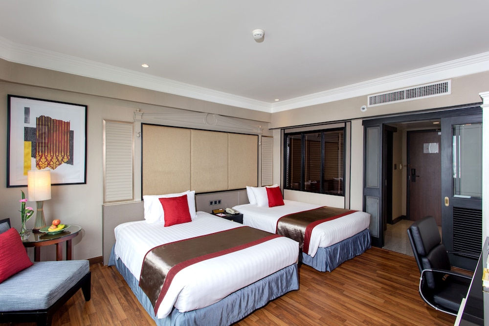 Ramada Plaza by Wyndham Bangkok Menam Riverside 10/30