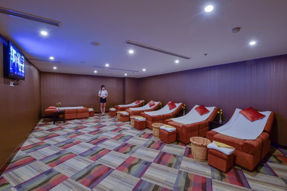 Aristo International Hotel 35/53