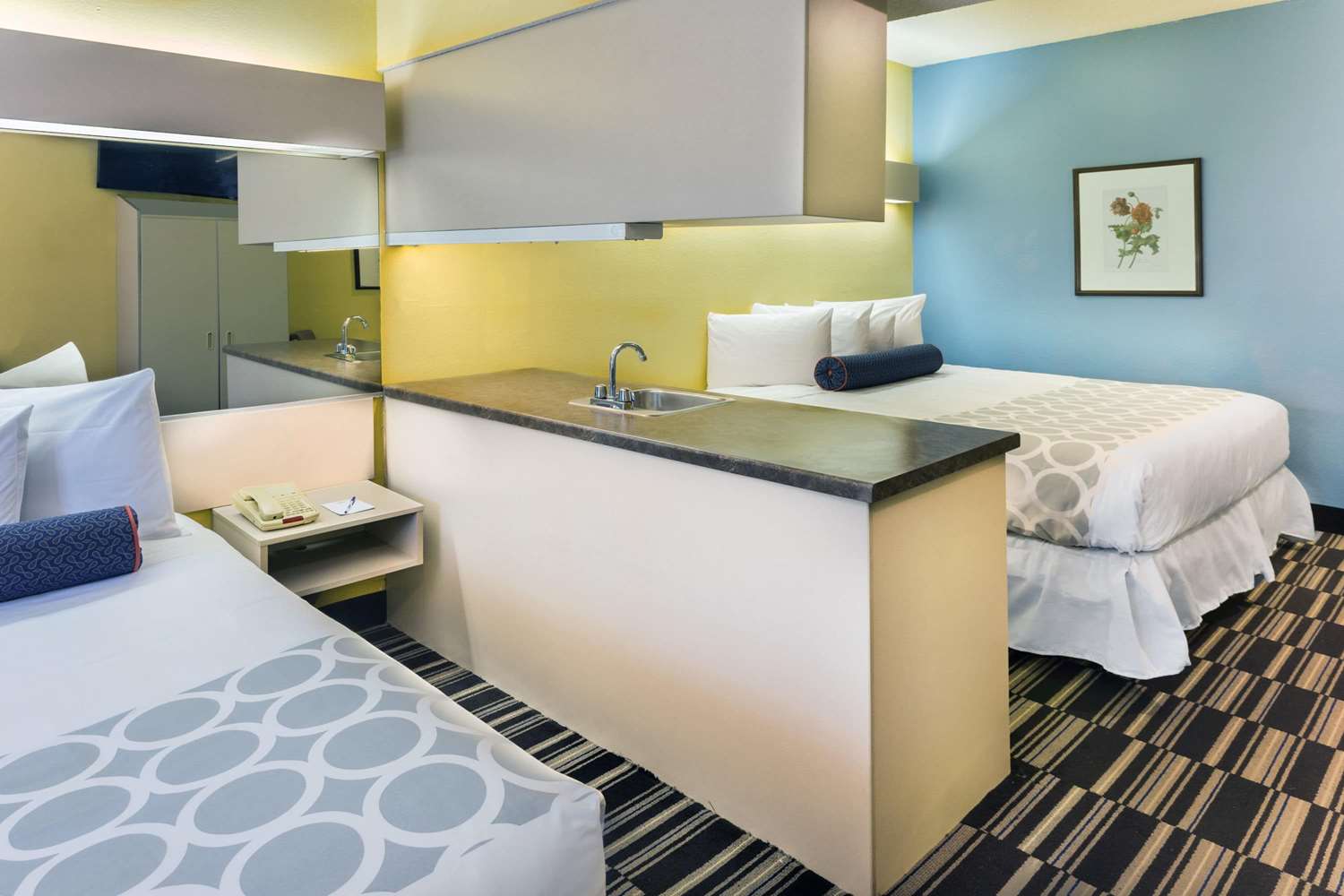Microtel Inn Suites By Wyndham Stockbridge Atlanta I 75 22/58