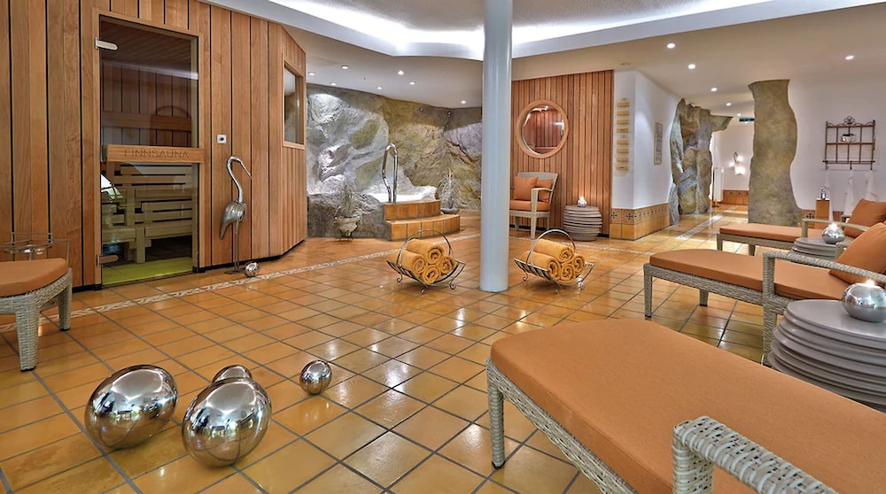 Miramar Hotel 22/42