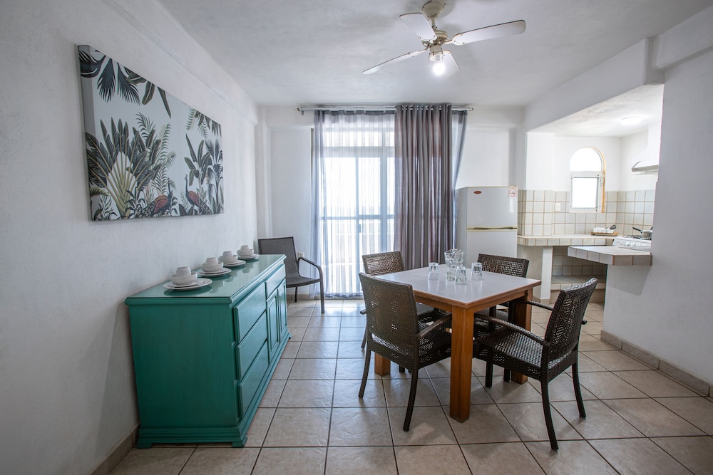 Torreblanca Beach Hotel and Suites Guayabitos - Desayuno y Comida 21/34