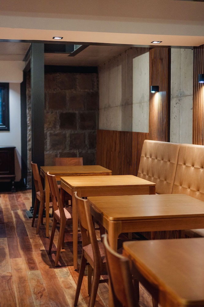 249 Design Hotel 32/42
