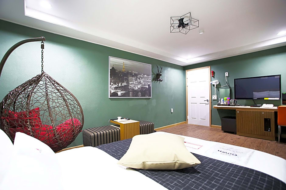 Hotel Mong Chuncheon 21/89