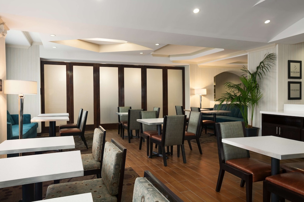 Hampton Inn Los Angeles Int'l Airport/Hawthorne 28/32