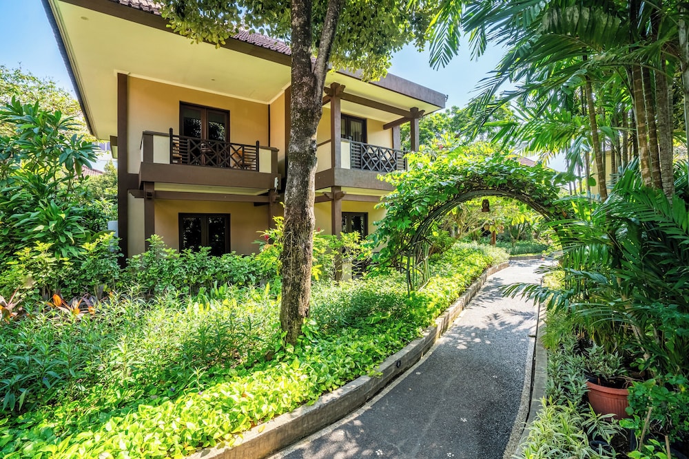 Risata Bali Resort Spa 60/66