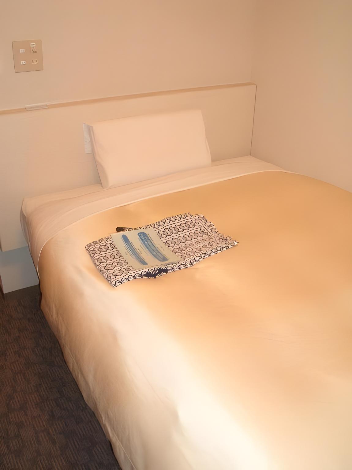 Semi Room, Standard, Semi Double Bed