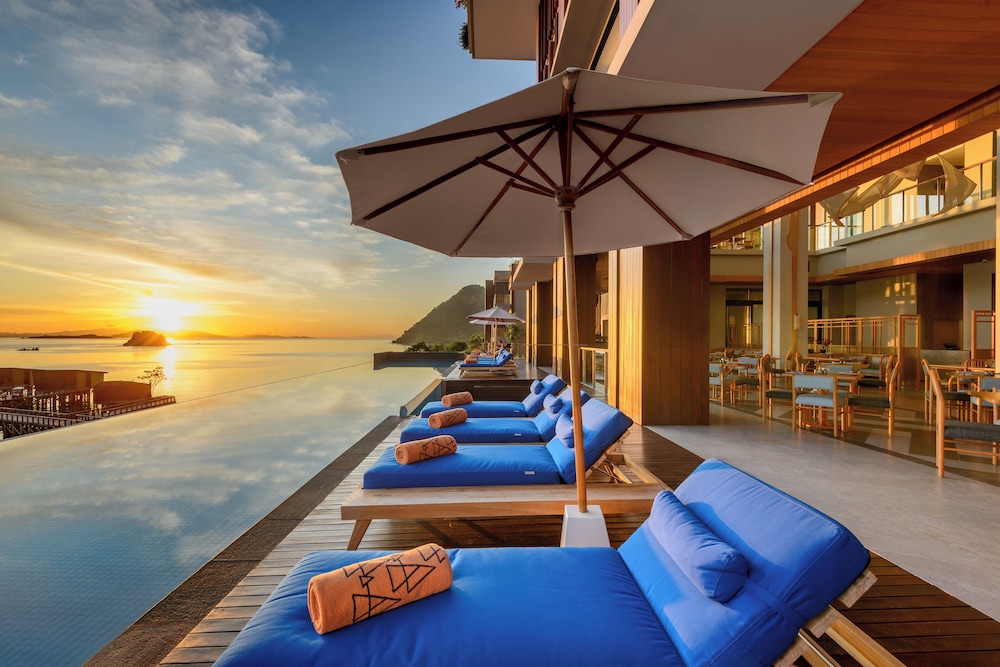 Katamaran Hotel and Resort Komodo 11/37